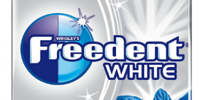 5 Paquets de 10 dragées de Chewing-Gum FREEDENT WHITE