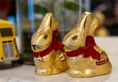 Tentez de remporter un des 5 lapins OR de Lindt mis en jeu! 1 jacques dillies unsplash lapins en chocolat de lindt brandon ip